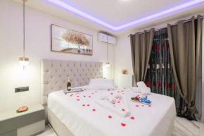 Alkeos Suite by 